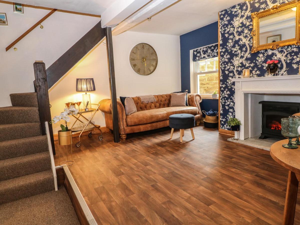 The Cheese Room Moreton-in-Marsh Bagian luar foto